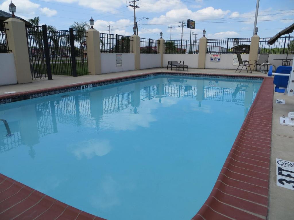 Executive Inn & Suites West Columbia Ngoại thất bức ảnh