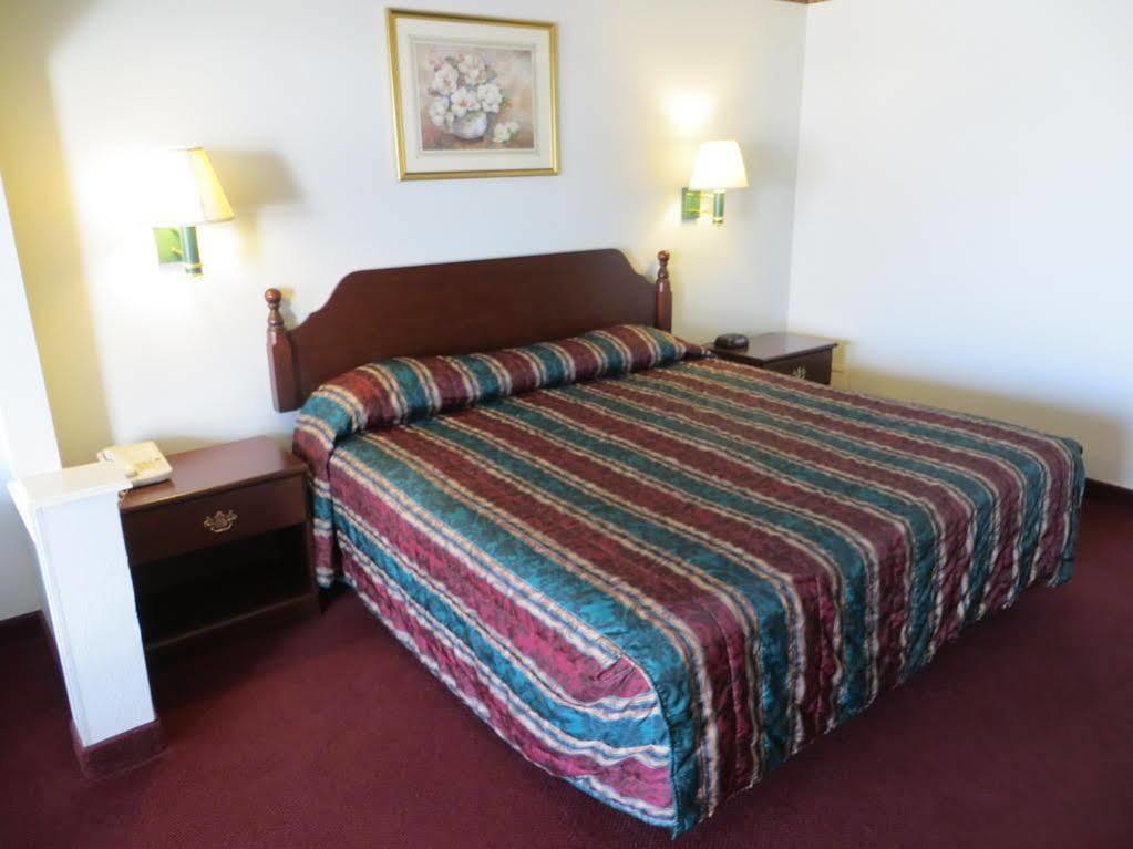 Executive Inn & Suites West Columbia Ngoại thất bức ảnh